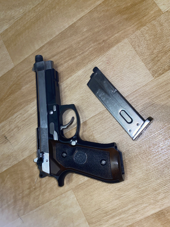 Image 2 for M9a1 2 tone met lekkend magazijn