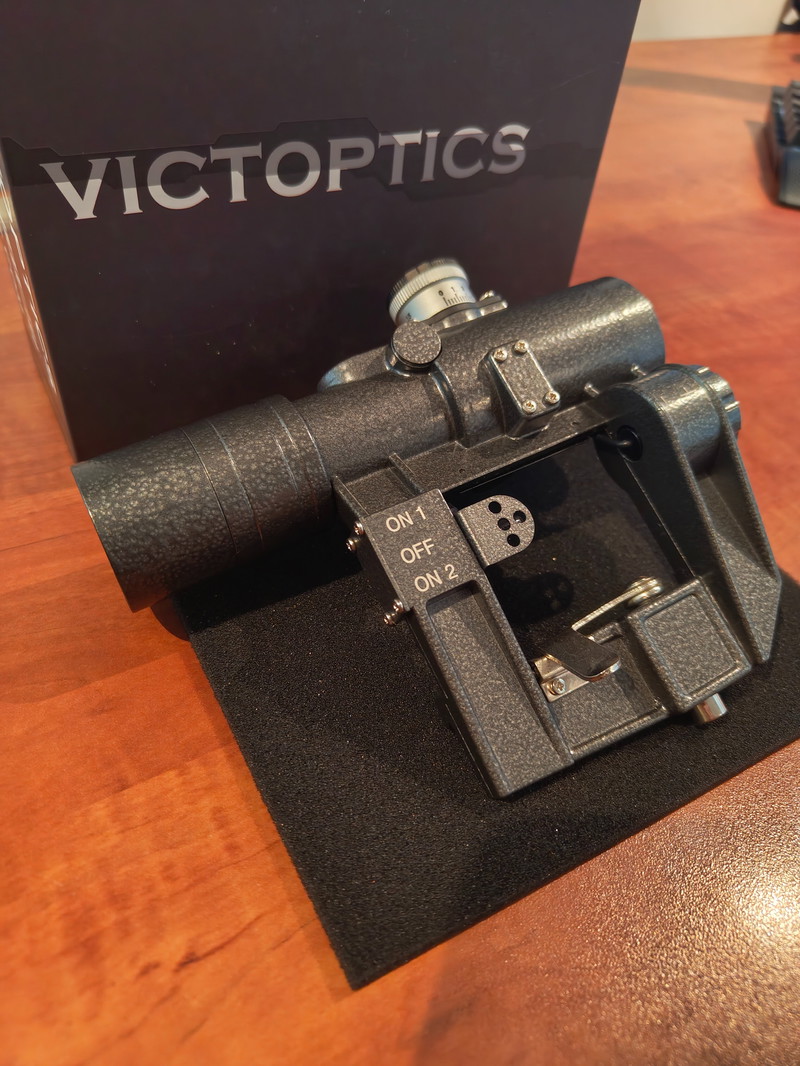 Image 1 for Victoptics SVD 1x28