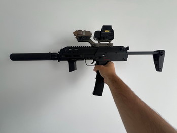 Image 5 for VFC MP7 w/ 6 mags and extras