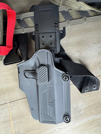 Afbeelding 5 van Tokyo Marui biohazard Albert.W.Model umbrella corporation