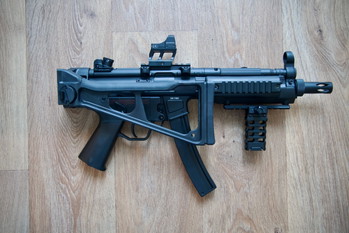 Image 5 for CYMA CM041 BLUE edition MP5 build