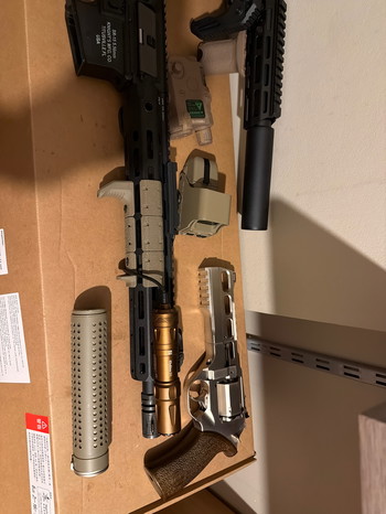 Bild 4 für Meerdere replicas en gear te koop