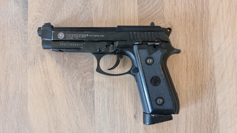 Bild 1 für Taurus pt 99 full auto/semi CO2