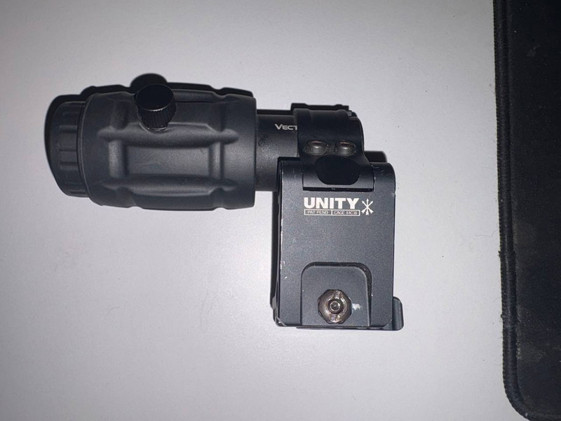 Afbeelding 1 van Vector optics Maverick-III 3x22 Magnifier +unity mount