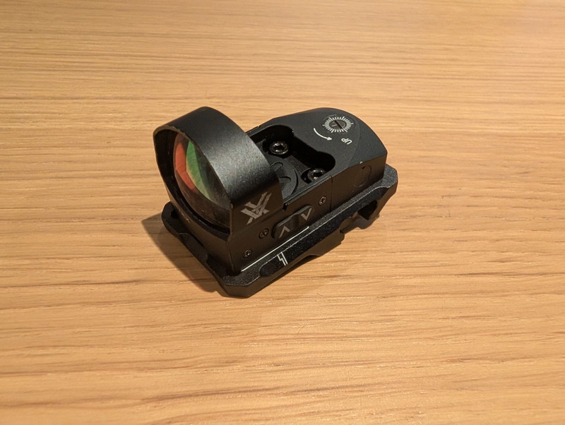 Image 1 for Red dot vortex gbbr and strike industries