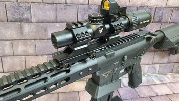 Afbeelding 3 van AR15 M4 GBB MK18  Gun in TTi Style John Wick JW2 Gun Full Metall mit LPVO Optic