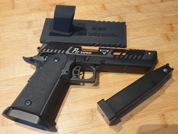 Afbeelding 2 van TTI 2011 Pit Viper  + standaard