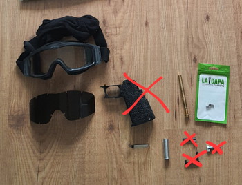 Image 2 pour Gear/ kleding & parts ( klein materiaal bij afhalen gratis)