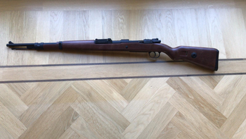 Afbeelding 2 van Dboys Kar 98 spring DEFECT wallhanger