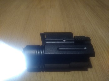 Image 2 for [Leuven, BE] Pistol light