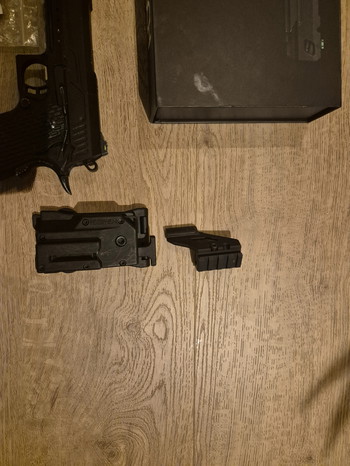 Imagen 4 de SSP5.1 Novritsch Hi capa set met universal holster