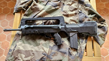 Image 2 pour FAMAS F1 Tokyo Marui