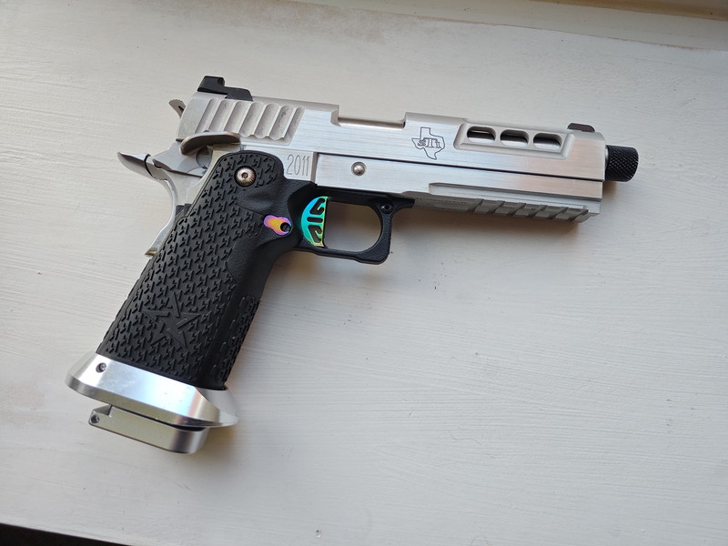 Afbeelding 1 van Hi capa DVC STI Full custom