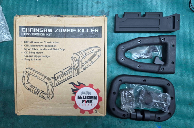 Immagine 1 di ChainSAW Zombie Killer Conversion Kit for M249  - Mugen Fire Costums