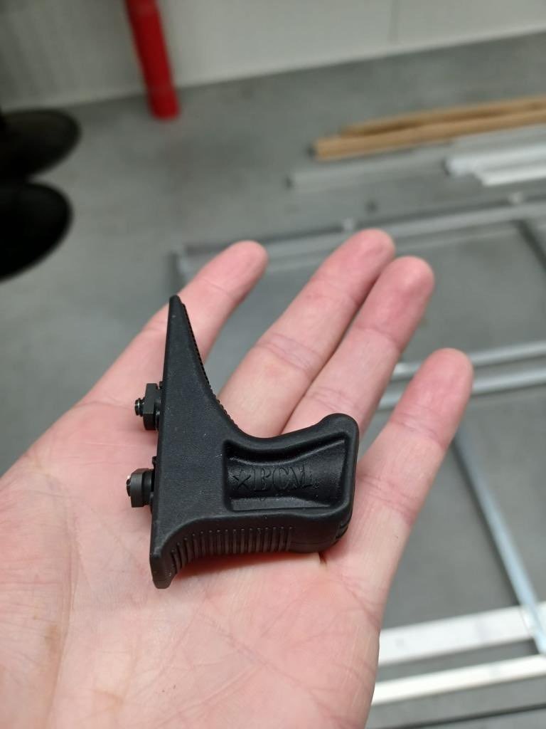 Image 1 for ECHTE Bravo Company handstop Mlok