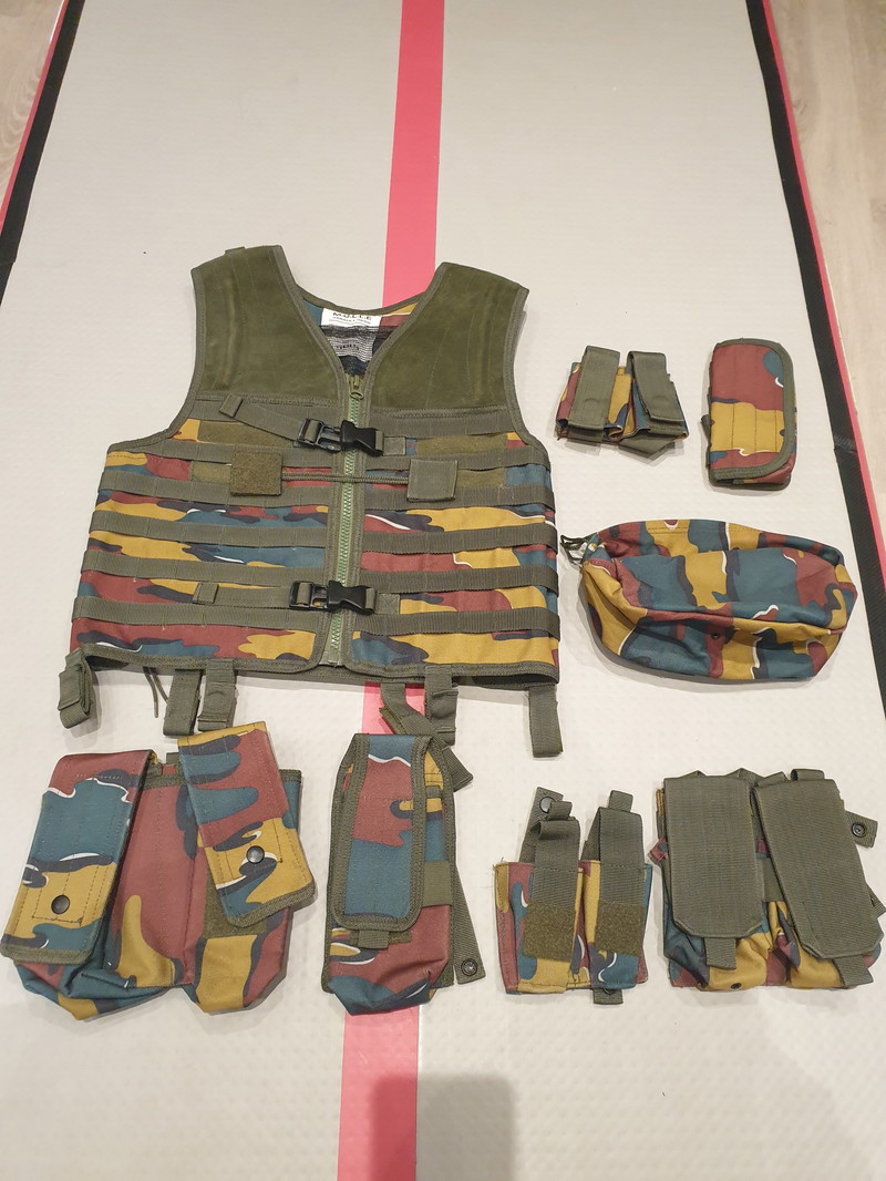 Image 1 pour Tactical vest / MOLLE Assault gear