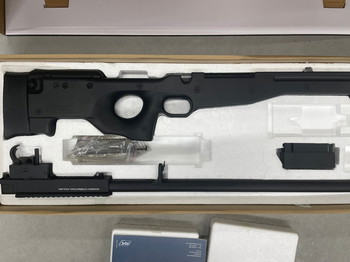 Imagen 4 de Mooie NIEUWE ASG AW308 met 3 extra magazijnen en B&T demper