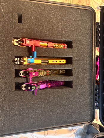 Bild 6 für Totaal lot 4 hi Capas Speedsoft gear nieuwe gear