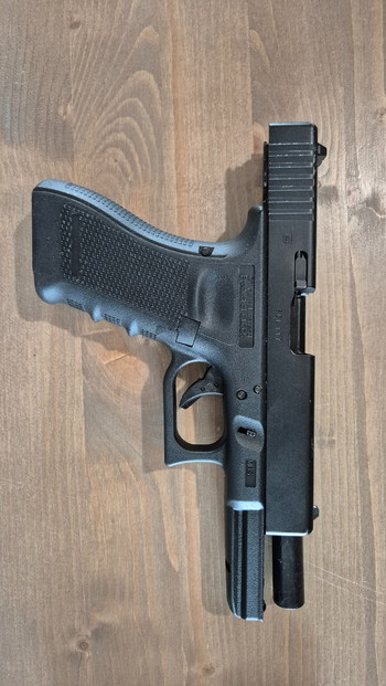 Image 2 for Glock 17 Gen4