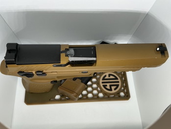 Image 4 for VFC Sig Sauer ProForce P320-M17 Gas-Blow-Back 6mm BB Coyote Tan