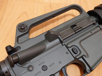 Image 4 pour Unique VFC Colt 733 with 2 spare mags