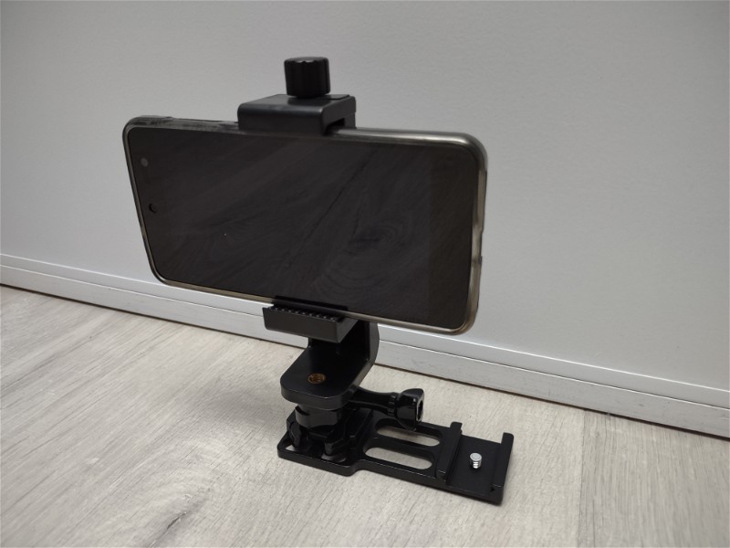 Image 1 pour Action cam of mobiel rail mount holder