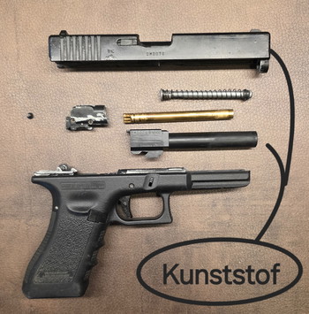 Image 7 pour Twee Glock's met werk - prijs incl. verzendkosten