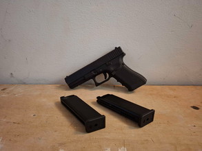Afbeelding van WE Glock 17 - GBB - 2 MAGS