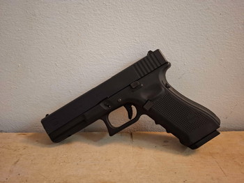 Image 2 for WE Glock 17 - GBB - 2 MAGS