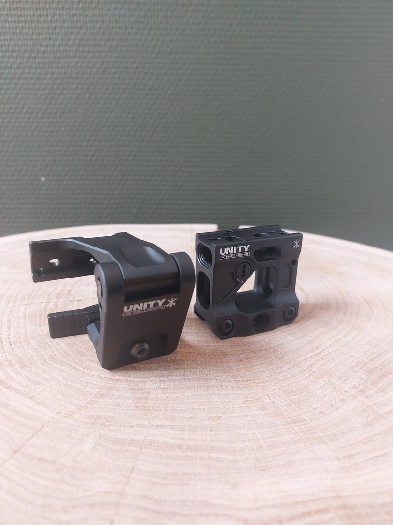 Afbeelding 1 van Repro unity riser en magnifier mount