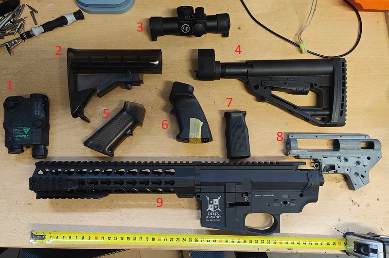 Image 1 pour Aantal mooie losse parts: Sight, body, grip