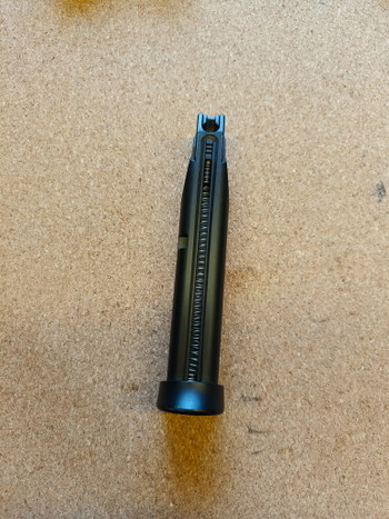 Image 2 for KWC M&P V2 CO2 magazijn