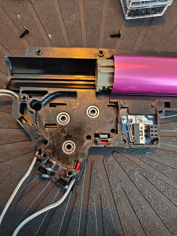 Image 4 for Ares Amoeba AM 013 fully upgraded met 5 mags en lipo