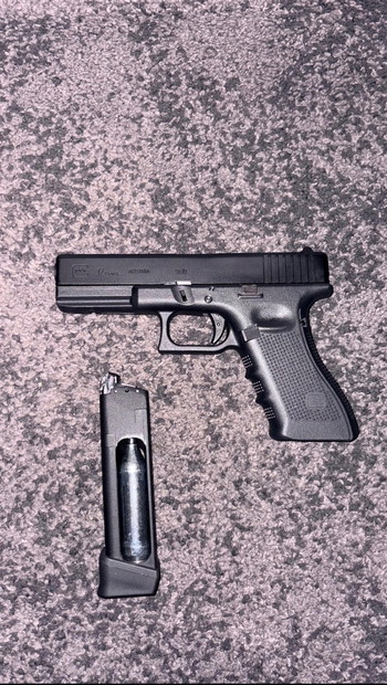 Imagen 2 de Glock 17 Gen4 umarex