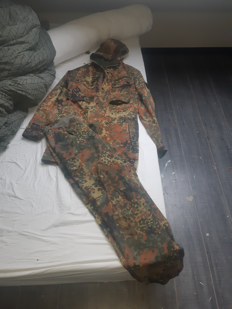 Image 1 for Camo kleding maat L