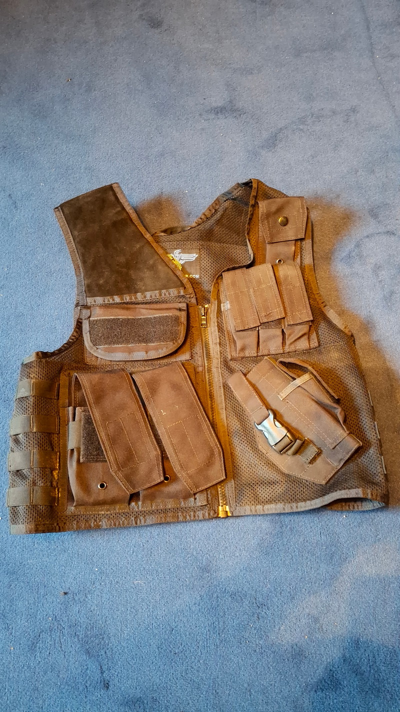 Image 1 for Mk.II Crossdraw Vest Black Invader Gear