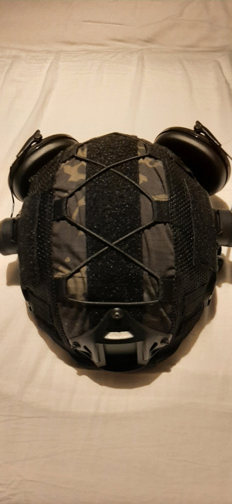 Image 1 pour Shirt, broek  chest rig en helm