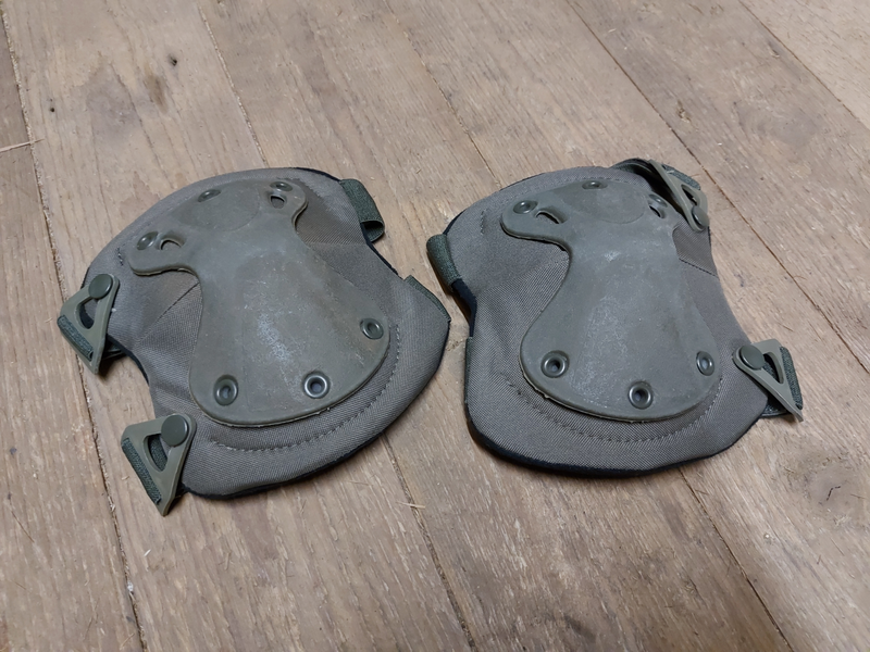 Image 1 for Knee pads / kniebeschermers