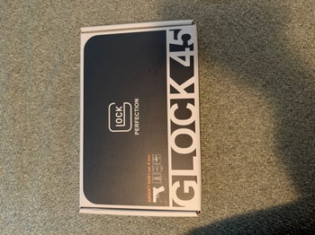 Image 2 for Glock 45 mit Zubehör ( wie neu )