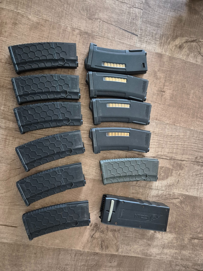 Image 1 pour Diverse M4 magazijnen en ODIN speed loader