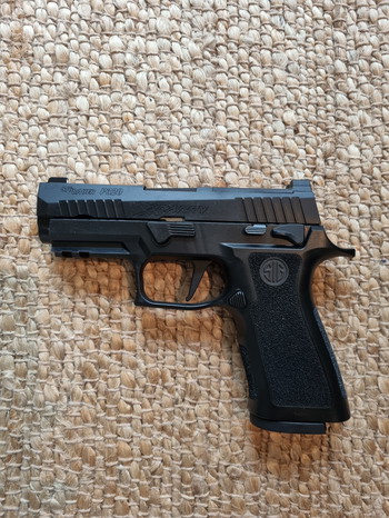 Afbeelding 2 van Sig-Sauer P320 X-Carry van ProForce inclusief hoslter