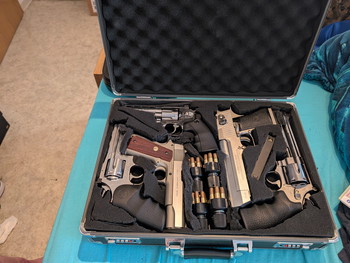 Imagen 2 de Verkaufe Glocks, Desert Eagle, Revolver, 1911 Colt