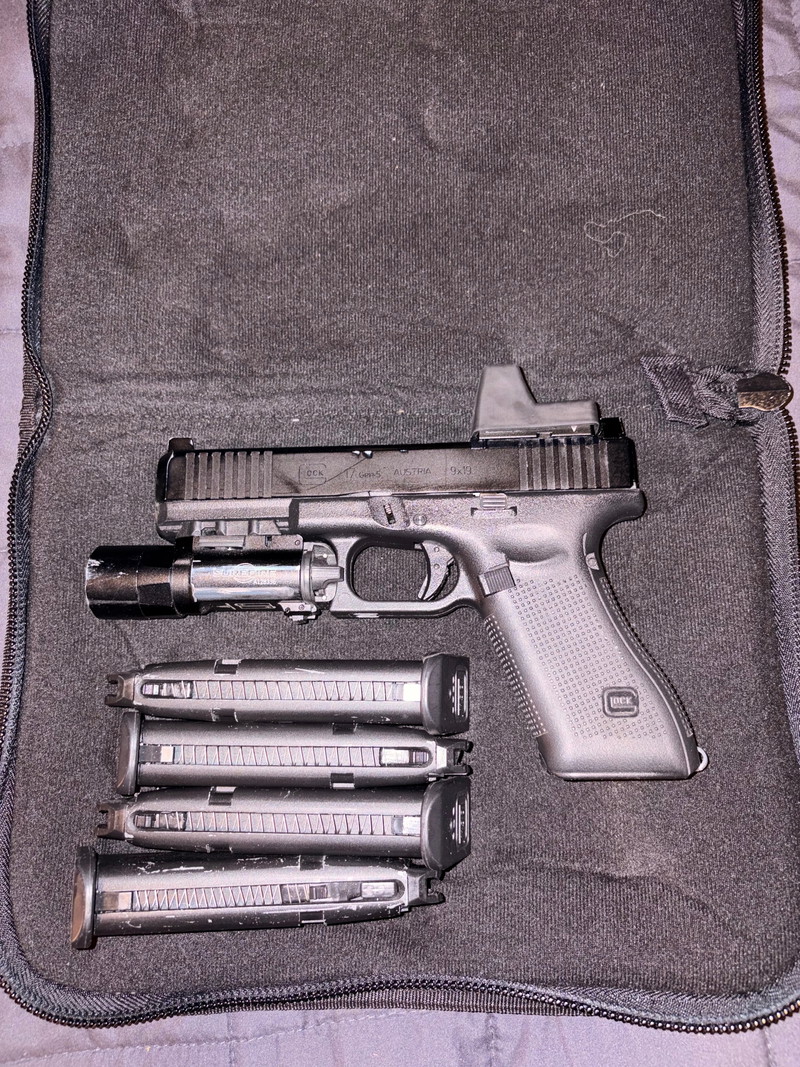 Image 1 for Umarex Glock 17 Gen 5 MOS