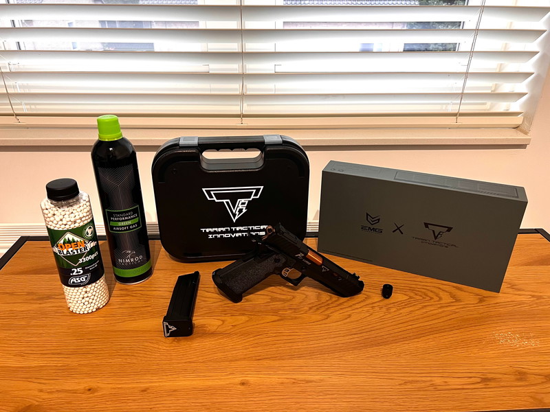 Imagen 1 de EMG Pit Viper