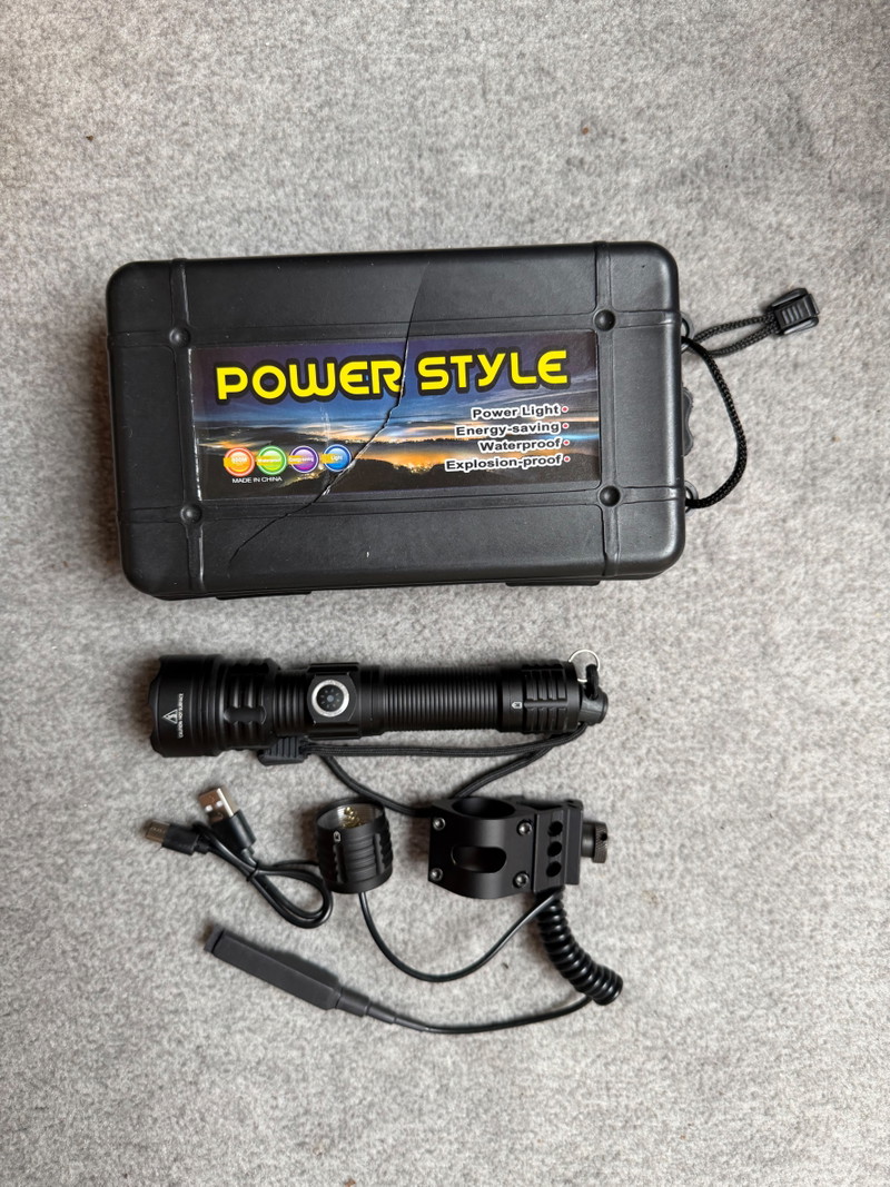 Image 1 for Tactical flashlight
