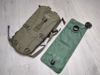 Bild 2 für TACTICAL HYDRATION PACK - 8FIELDS