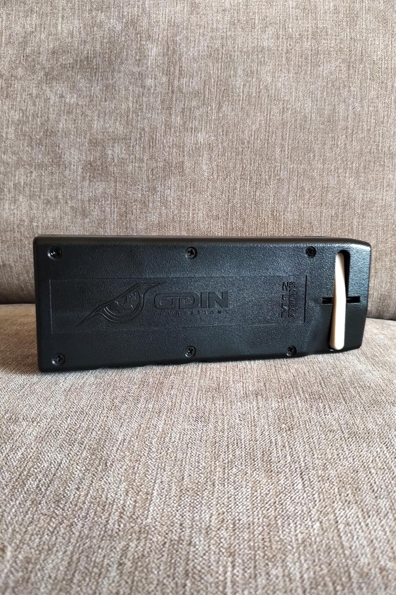 Image 1 pour Odin Innovations chargeur rapide M12 Sidewinder- Noir