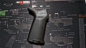 Image 2 for Magpul MOE+ Grip - AR15/M4 for GBBR- BK