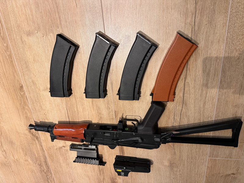 Bild 1 für ICS AK-74U met red/ green dot sight.
