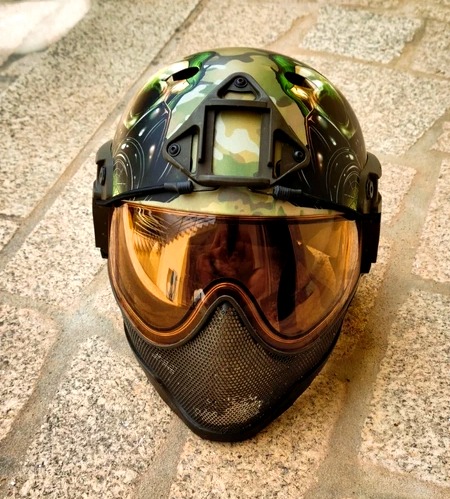 Image 1 for WARQ helm met extra vizier ( nieuw ) special paint